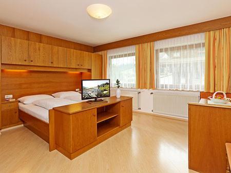 Haus Marcell Apartment Solden Bagian luar foto