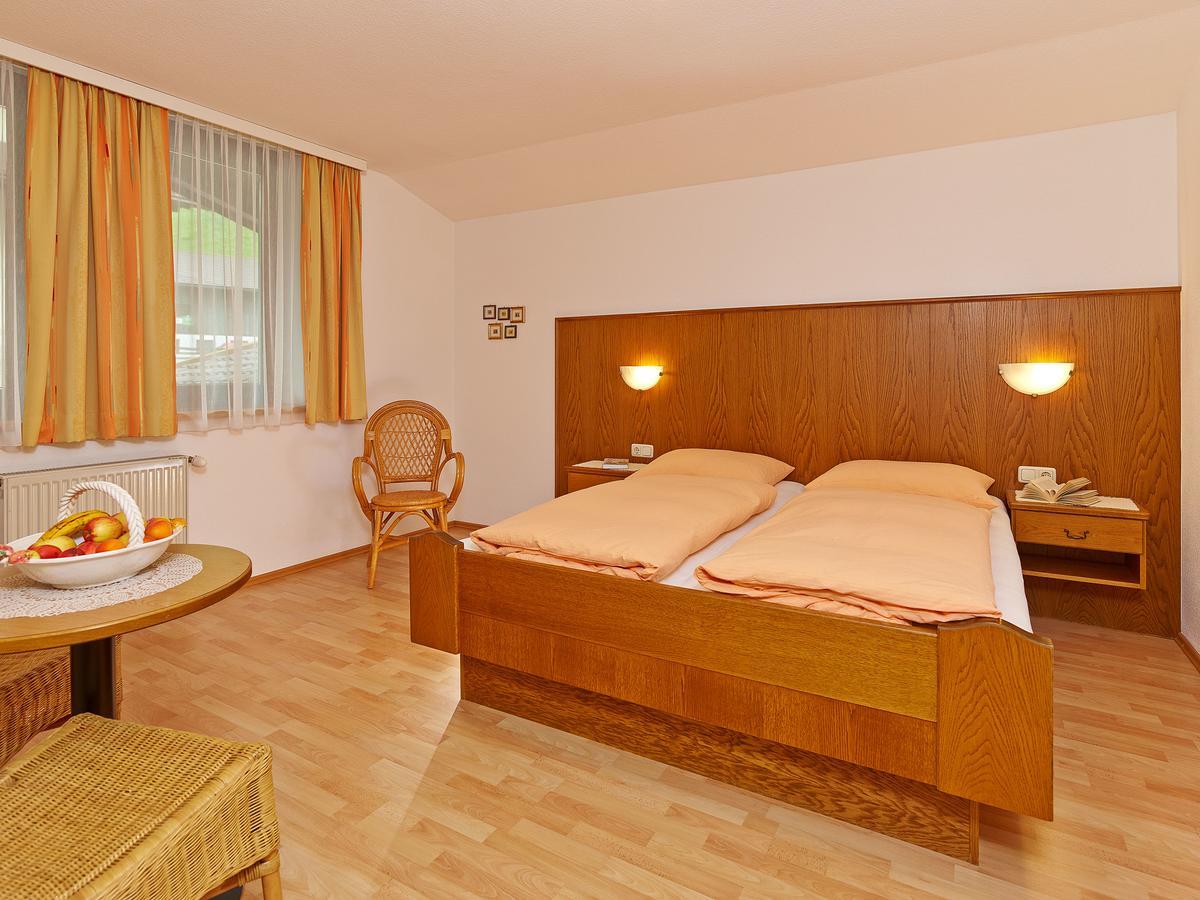 Haus Marcell Apartment Solden Bagian luar foto